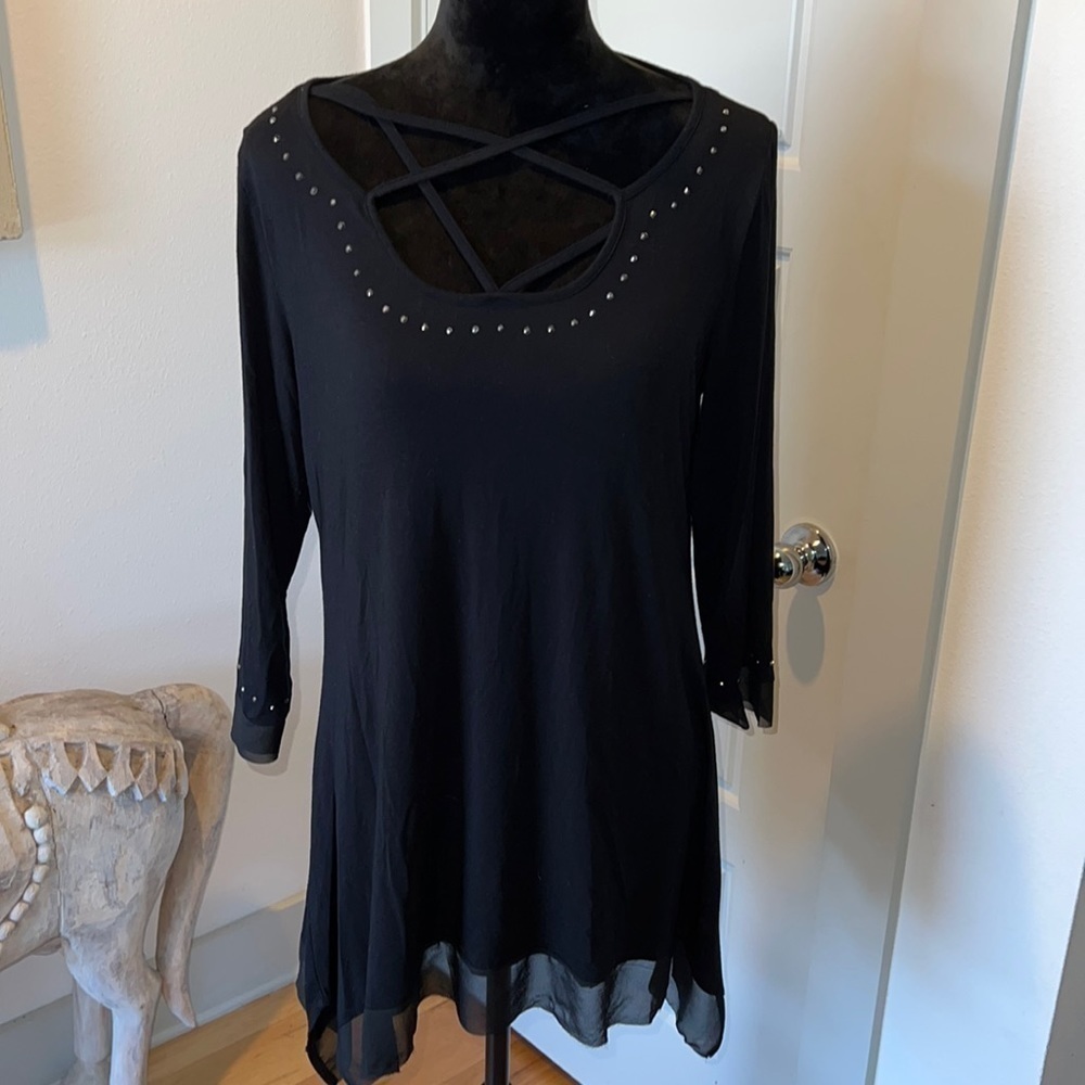 Belldini studded black tunic‎ Sz L